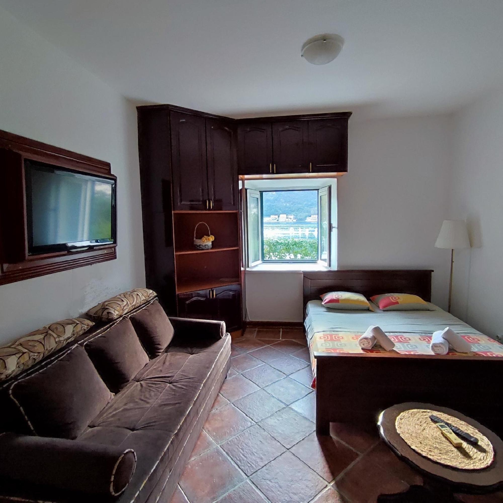 Villa Kamena Kotor Extérieur photo