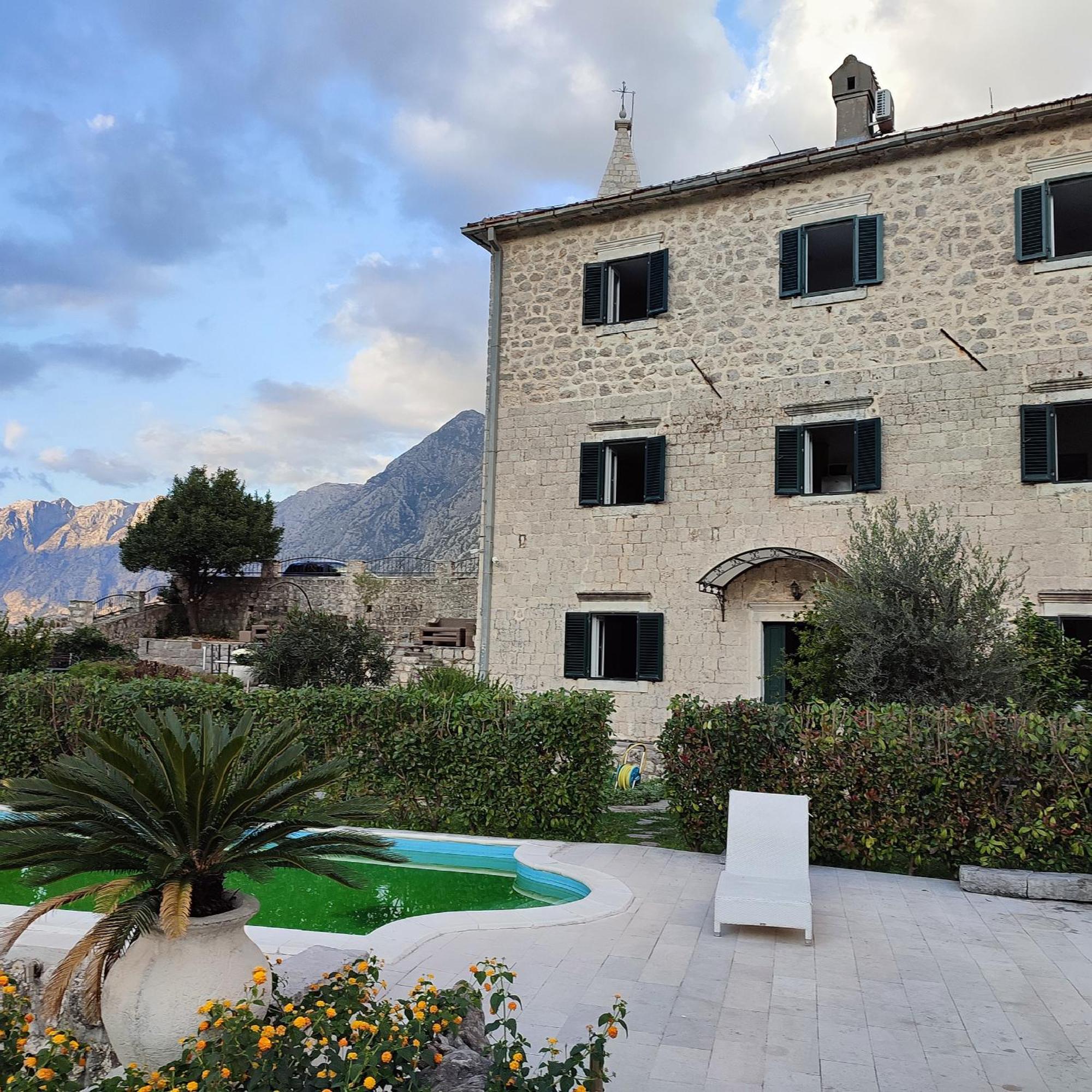 Villa Kamena Kotor Extérieur photo