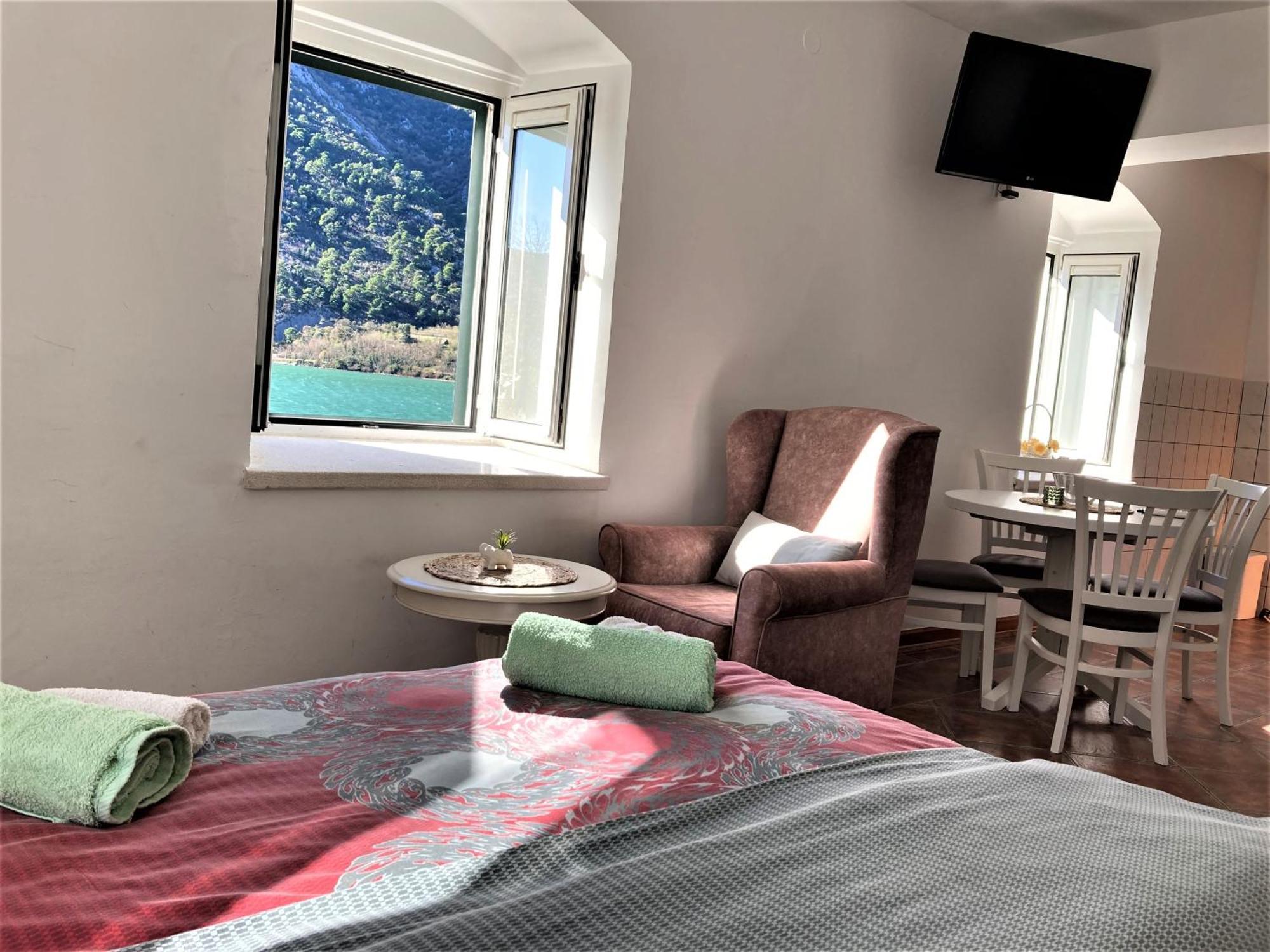 Villa Kamena Kotor Extérieur photo